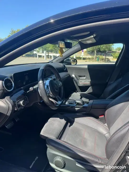 Mercedes-Benz 200 2019 photo 3