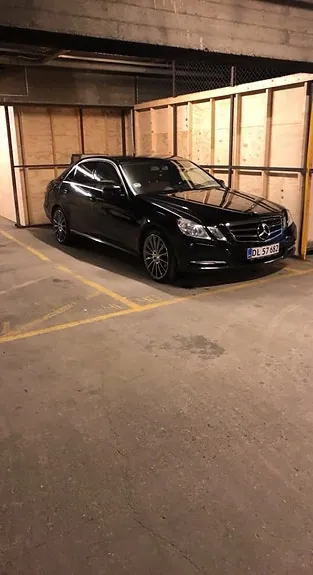 Mercedes-Benz E200 2012 photo 5