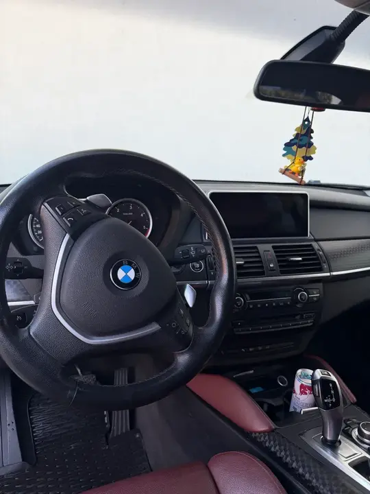 BMW X6 2011 photo 2