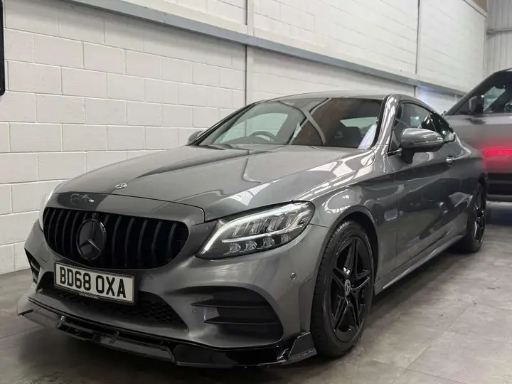 Mercedes-Benz C-Class 2018 photo 3