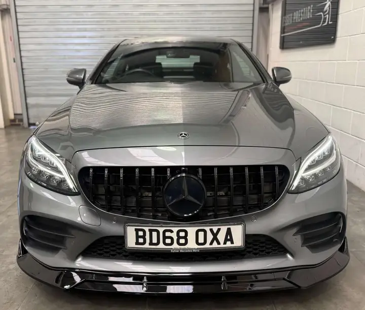 Mercedes-Benz C-Class 2018 photo 2