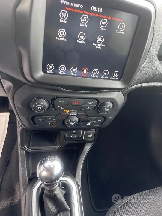 Jeep Renegade 2023 photo 4