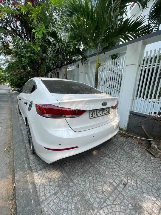 Hyundai Elantra 2016 photo 5