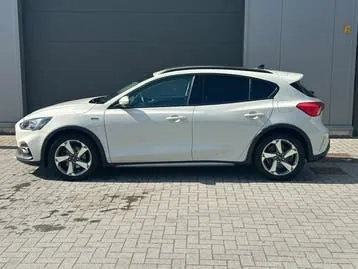 Ford Focus 2019 photo 2