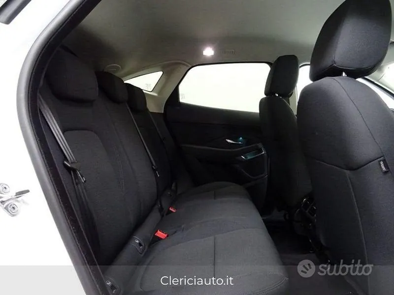 Jaguar E-Pace 2019 photo 5