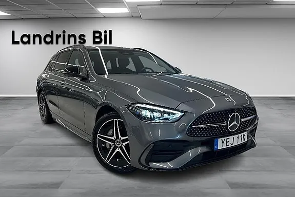 Mercedes-Benz C300 2026 photo 3