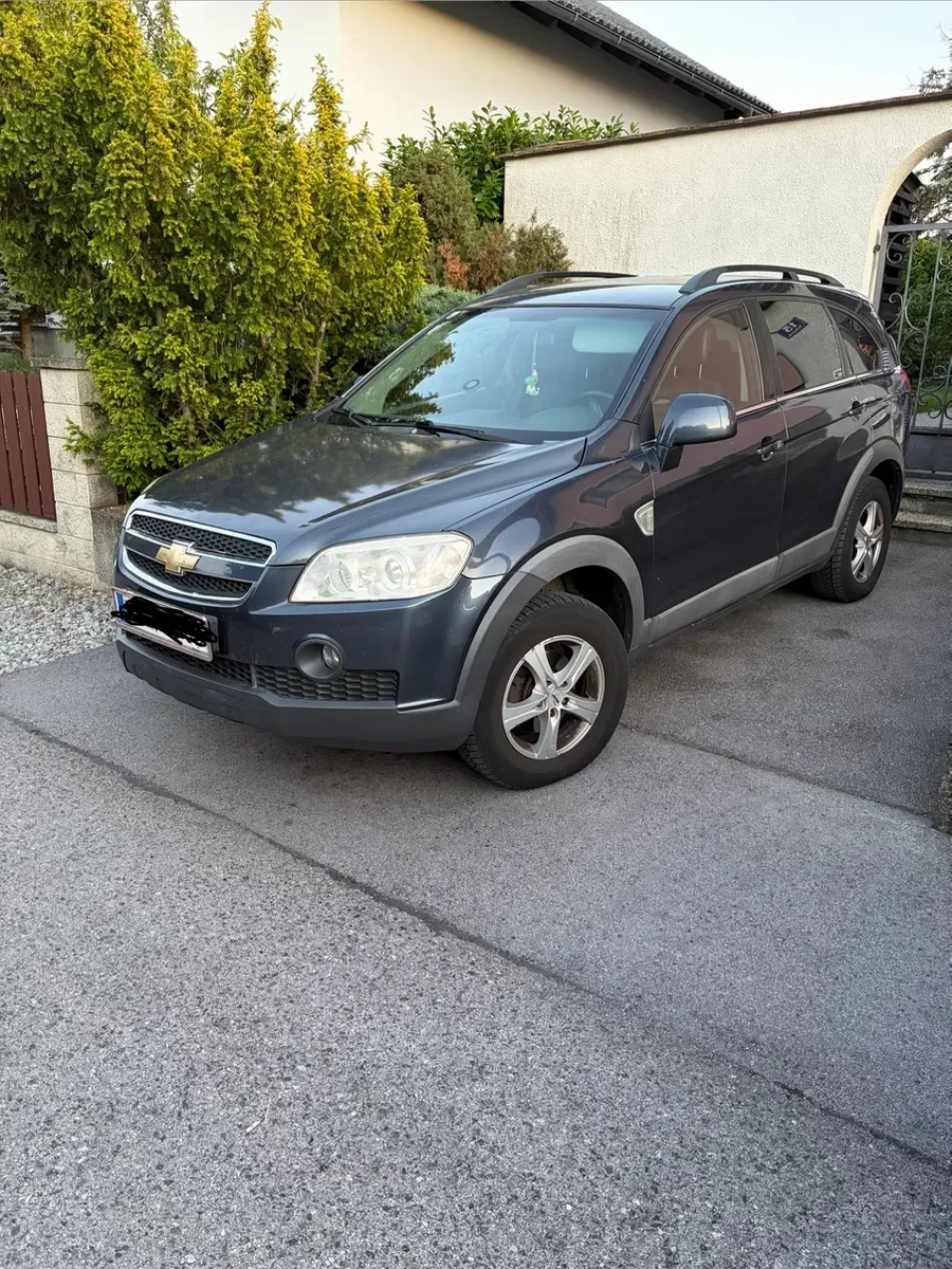 Chevrolet Captiva 2009 photo 2