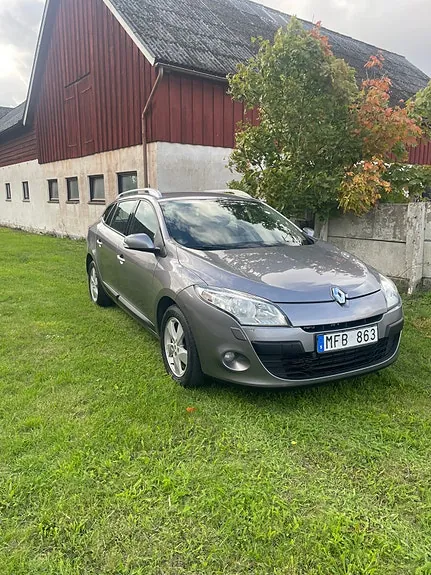 Renault Megane Iii 2012 photo 2