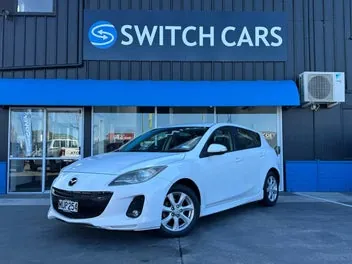 Mazda Axela 2011 photo 4