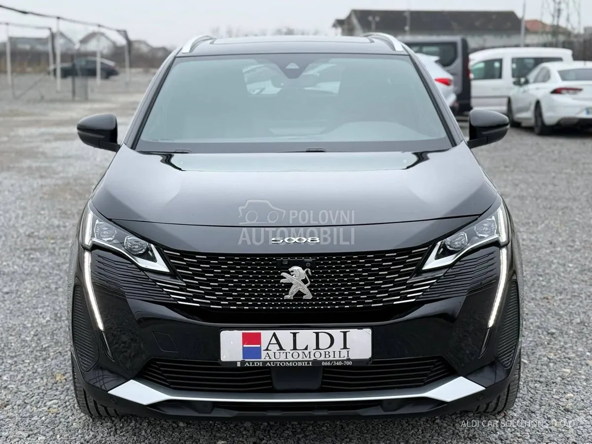 Peugeot 5008 2021 photo 2