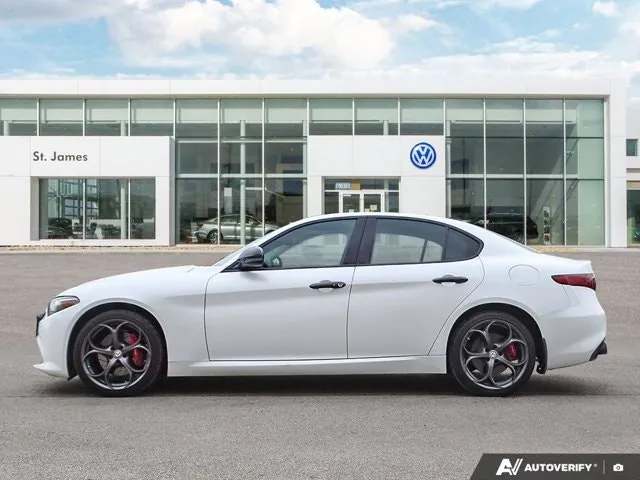 Alfa Romeo Giulia 2018 photo 2
