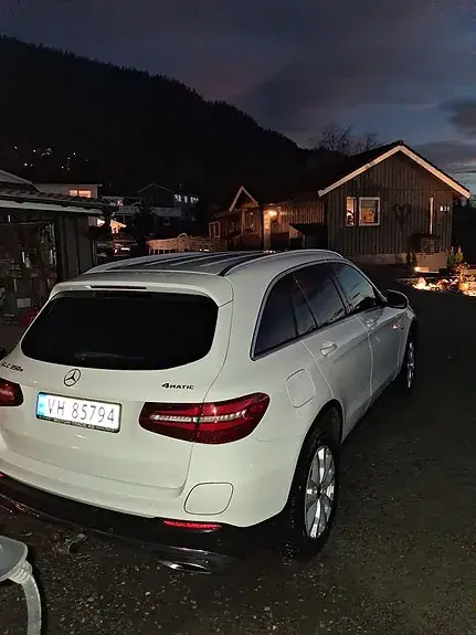Mercedes-Benz Glc 350 E 2017 photo 3