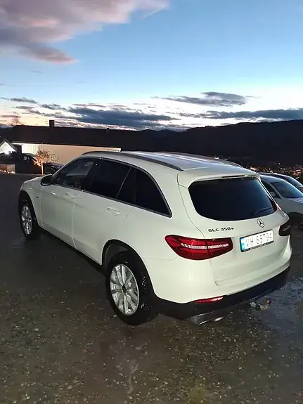 Mercedes-Benz Glc 350 E 2017 photo 2