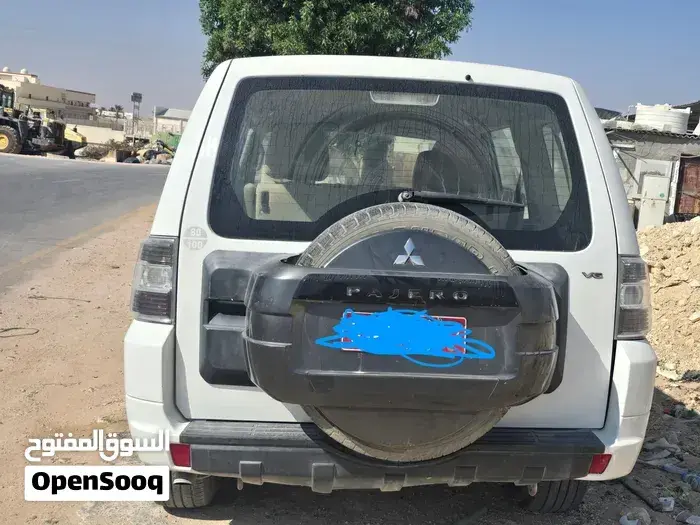 Mitsubishi Pajero 2014 photo 5