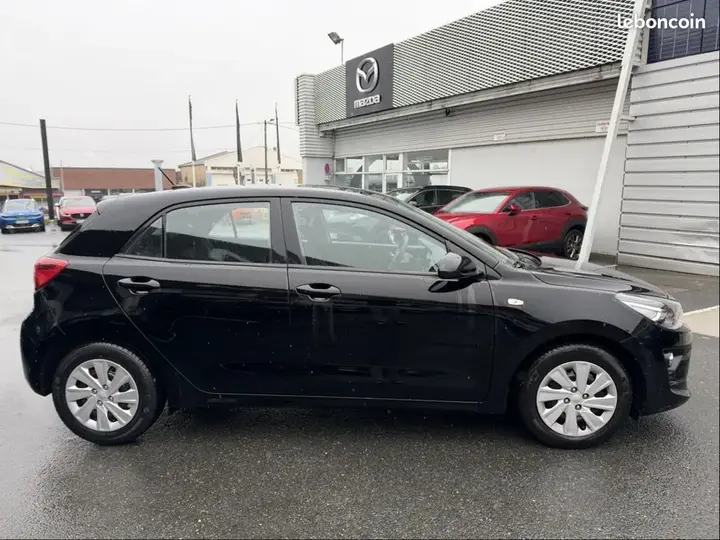 Kia Rio 2022 photo 4
