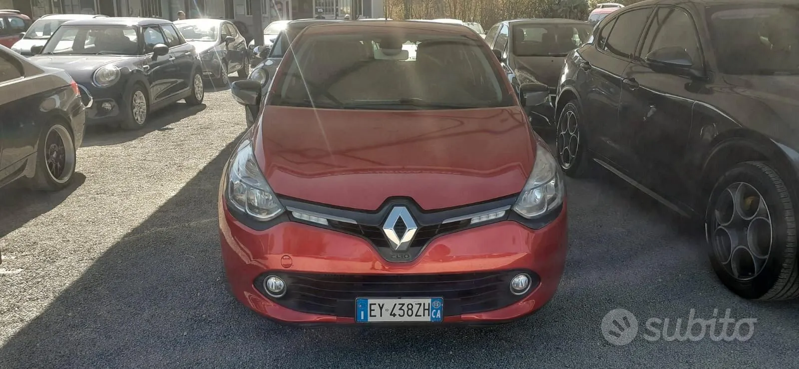 Renault Clio 2015 photo 2