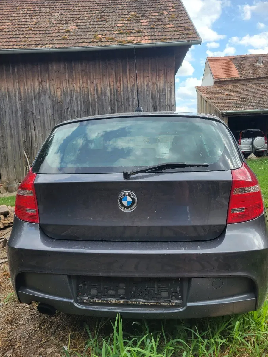 BMW 1 Series 2006 photo 3