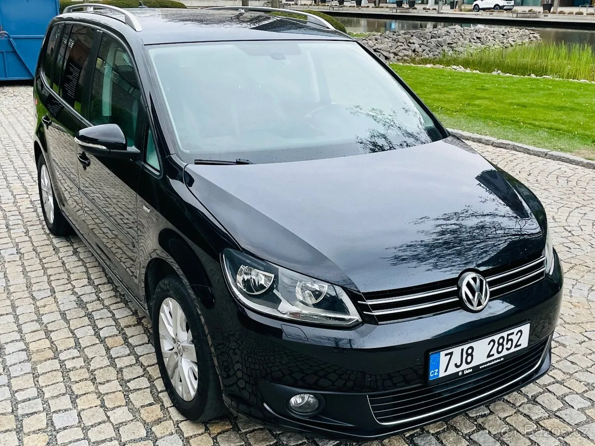 Volkswagen Touran 2013 photo 4