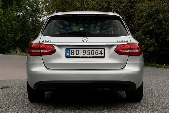 Mercedes-Benz C 200 D 2015 photo 3