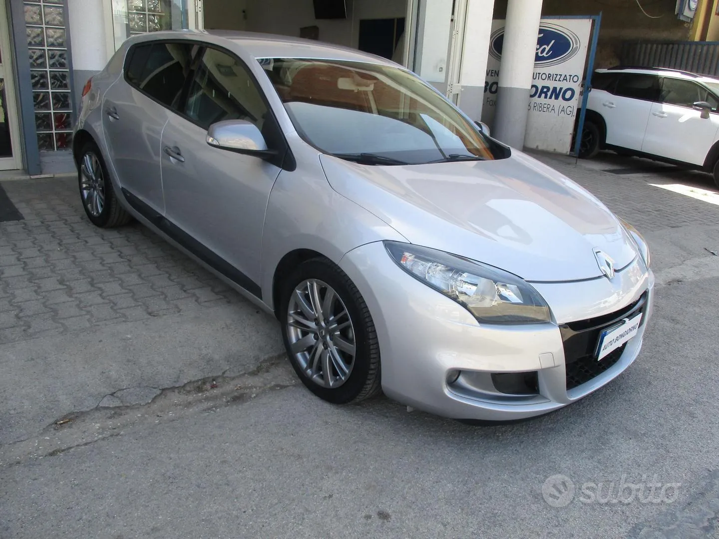 Renault Megane 2011 photo 3