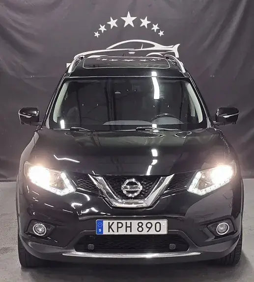 Nissan X-Trail 2015 photo 2