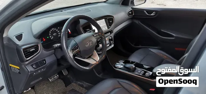 Hyundai Ioniq 2017 photo 2
