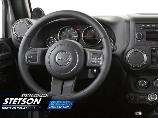 Jeep Wrangler Unlimited 2011 photo 4
