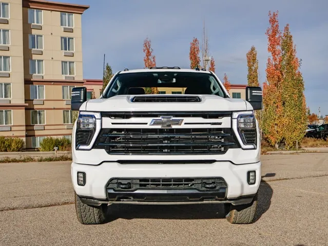 Chevrolet Silverado 2024 photo 3