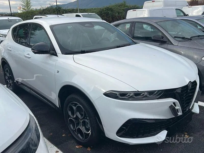 Alfa Romeo Tonale 2026 photo 2