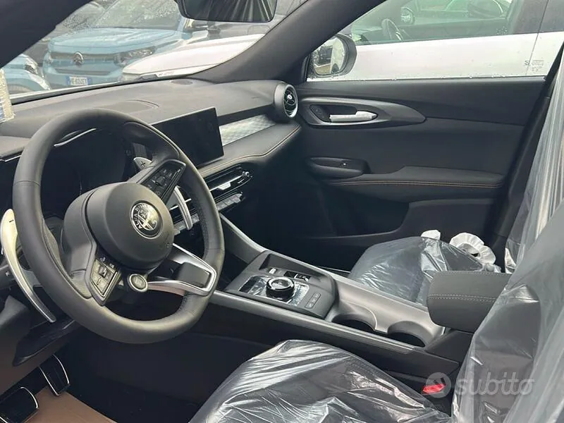 Alfa Romeo Tonale 2026 photo 5