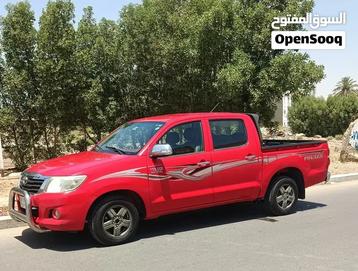 Toyota Hilux 2014 photo 4