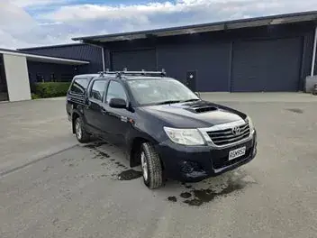 Toyota Hilux 2013 photo 2