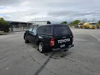 Toyota Hilux 2013 photo 4