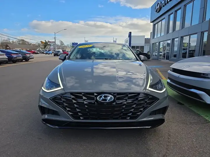 Hyundai Sonata 2021 photo 2