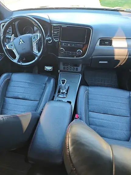 Mitsubishi Outlander 2018 photo 5