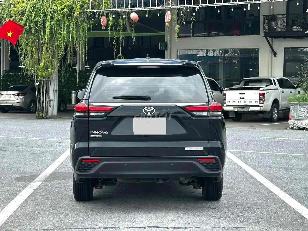 Toyota Innova 2025 photo 5