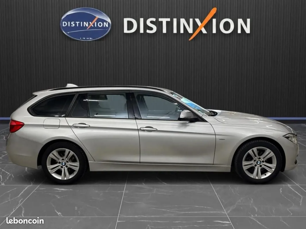 BMW 3 Series 2018 photo 4