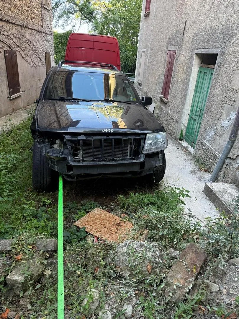 Jeep Grand Cherokee 2004 photo 3