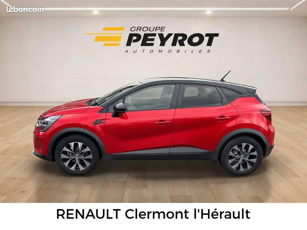 Renault Captur 2024 photo 3