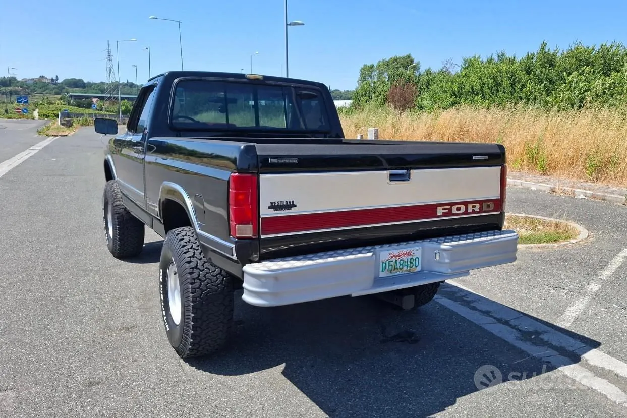 Ford F150 1986 photo 2