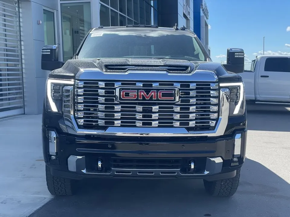GMC Sierra 3500Hd 2026 photo 2