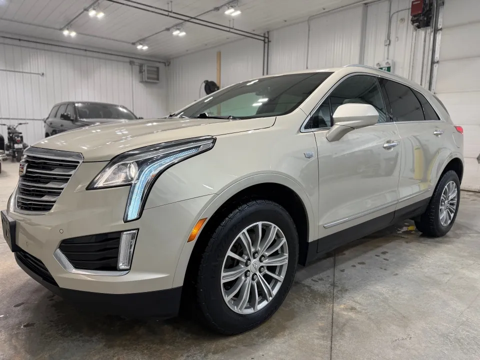 Cadillac Xt5 2017 photo 2