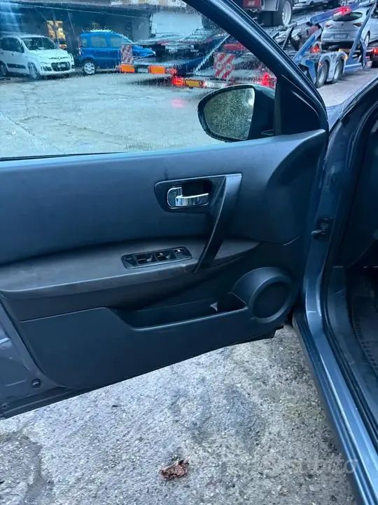 Nissan Qashqai 2009 photo 5