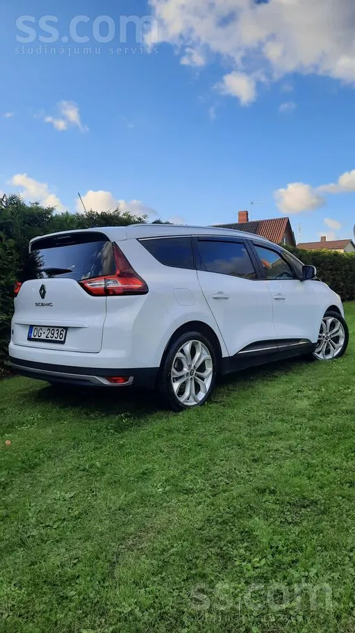 Renault Scenic 2019 photo 2