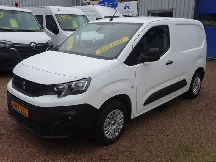 Peugeot Partner 2022 photo 2