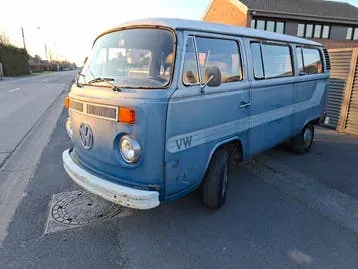 Volkswagen T2B Ramenbus