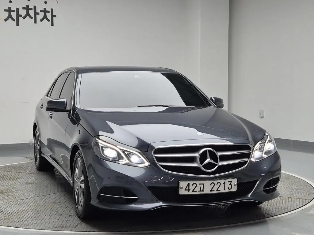 Mercedes-Benz E-Class 2015 photo 4