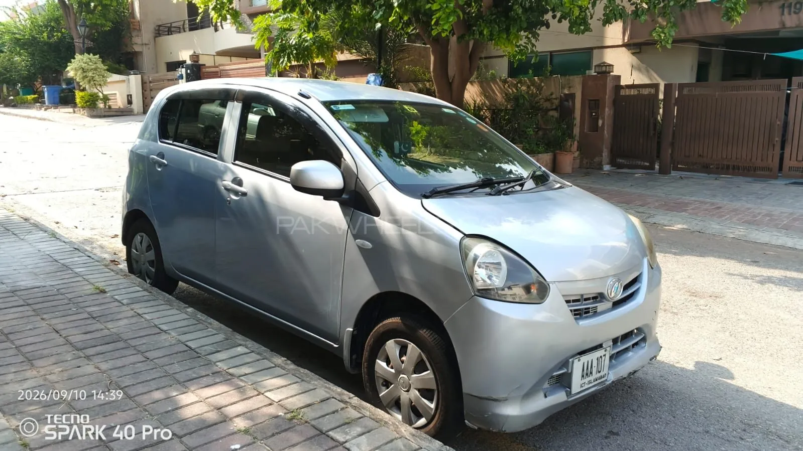 Daihatsu Mira