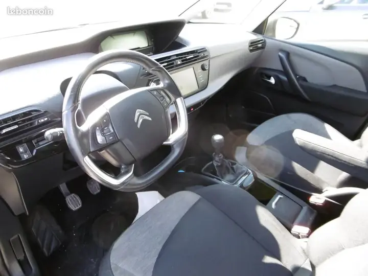 Citroen C4 Picasso 2018 photo 5