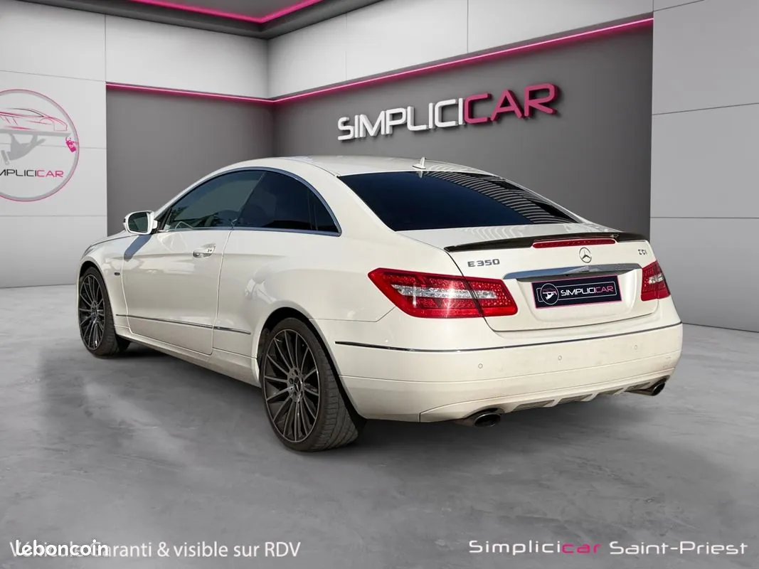 Mercedes-Benz E-Class 2009 photo 3